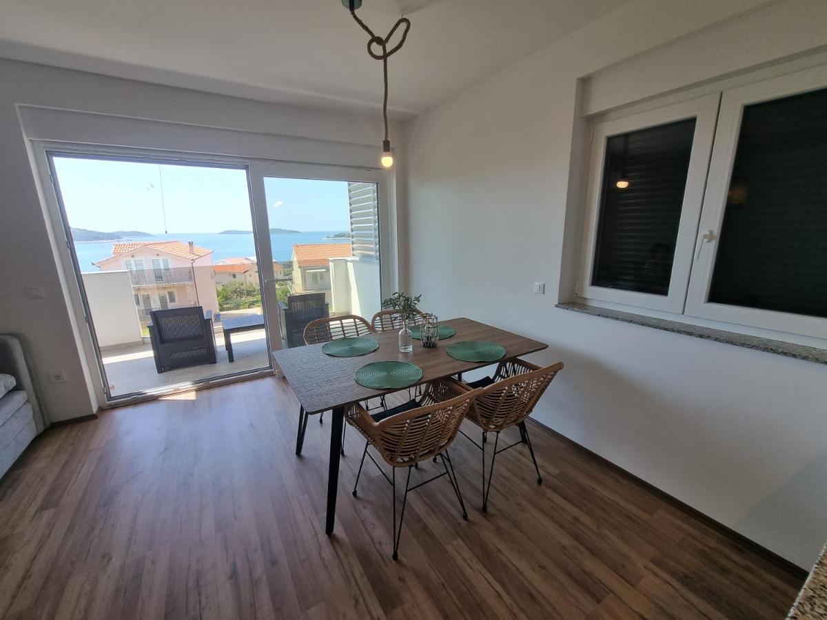 Sea View Apartment Рогозница Экстерьер фото
